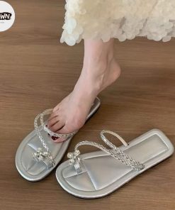 Dép Nữ Đính Đá Ztown – Thanh Lịch & Tỏa Sáng Mọi Bước Chân
