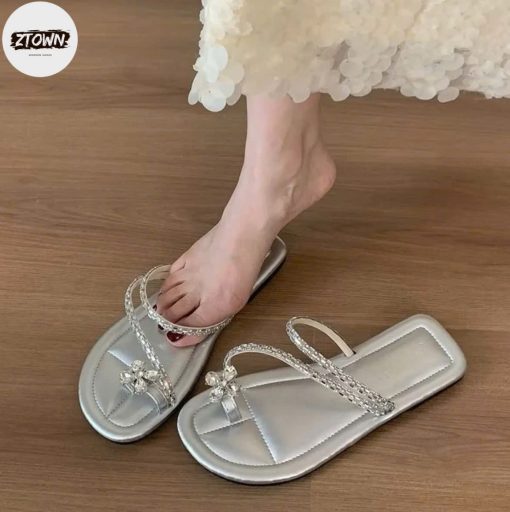 Dép Nữ Đính Đá Ztown – Thanh Lịch & Tỏa Sáng Mọi Bước Chân