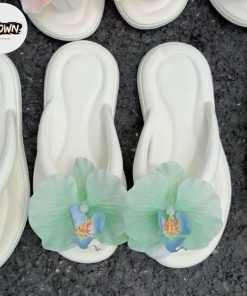 Dép Hoa Trang Trí Ztown – Ngọt Ngào & Nữ Tính Mọi Bước Đi